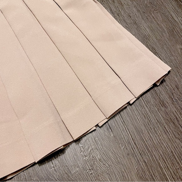 Babaton Pleated Mini Skirt in Beige - Picture 6 of 7